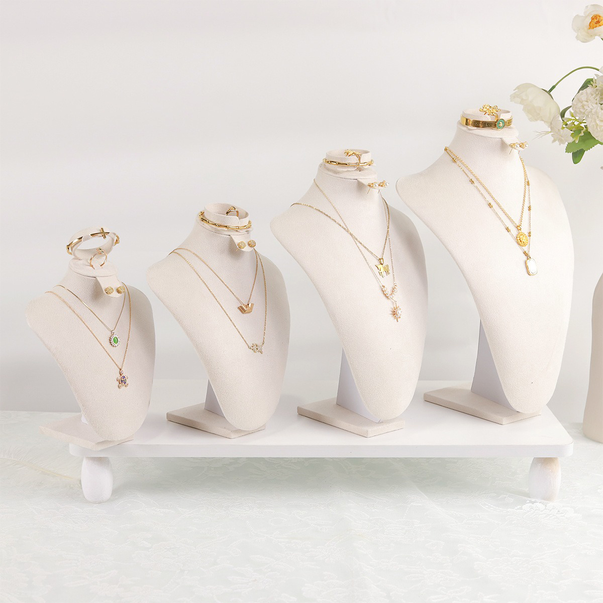 Body Velvet Jewelry Display Bu - огляд і ціна Body Jewelry Display Ideas